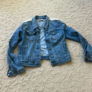 Jean jacket with crochet